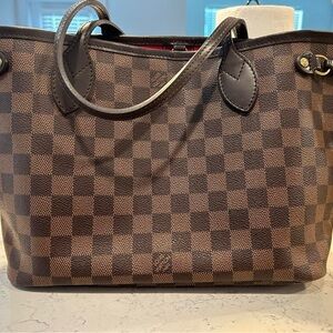 louis vuitton neverfull pm